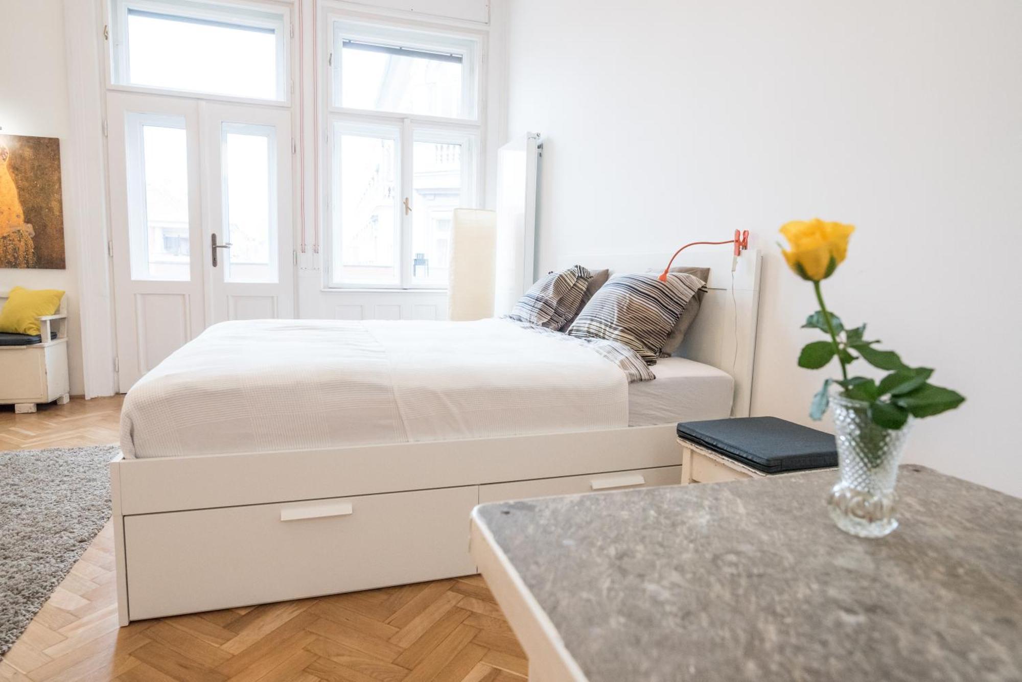 Newsunny Apartment At The Budacastle Budapest Bagian luar foto